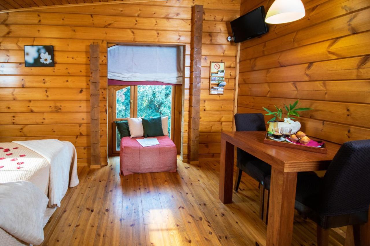 Hotel Somlom - Eco Friendly Montseny Sant Esteve De Palautordera Buitenkant foto