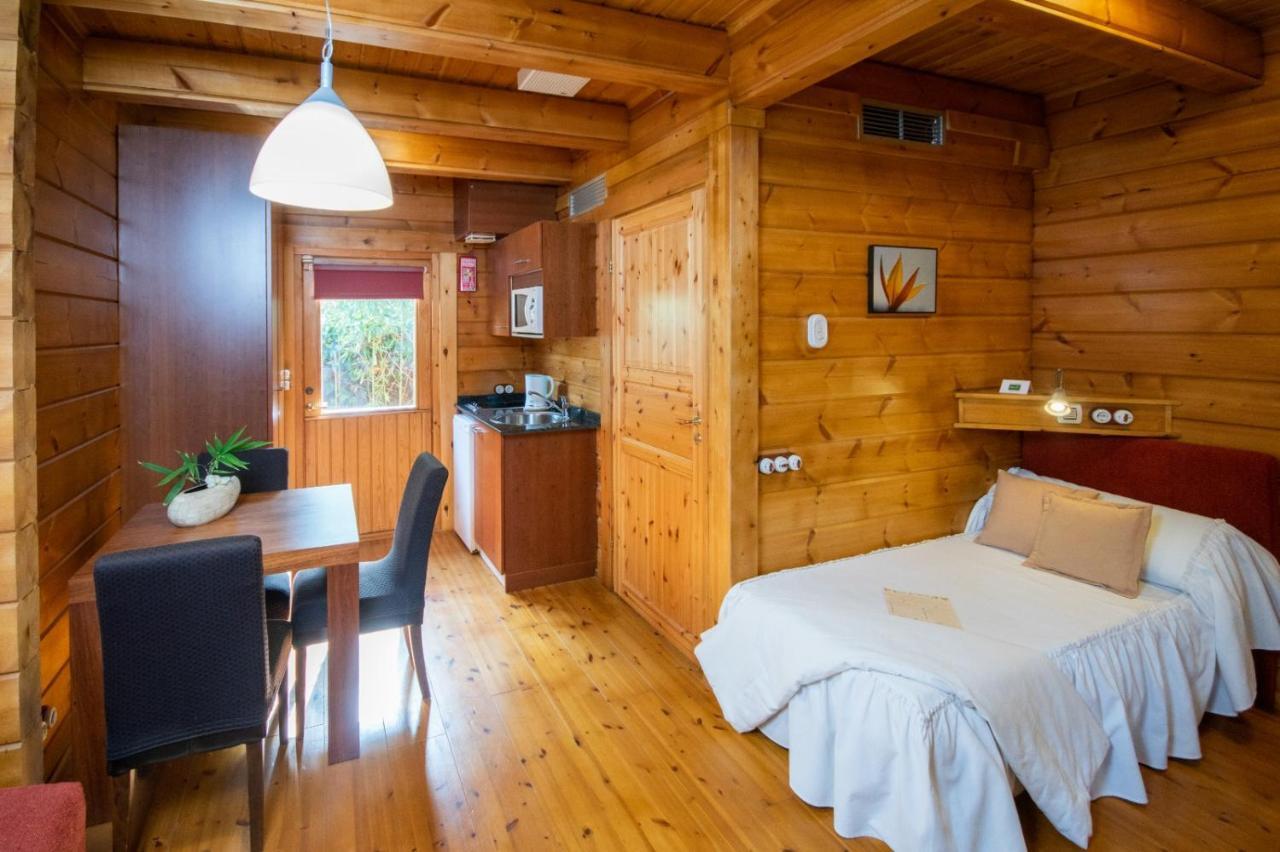 Hotel Somlom - Eco Friendly Montseny Sant Esteve De Palautordera Buitenkant foto